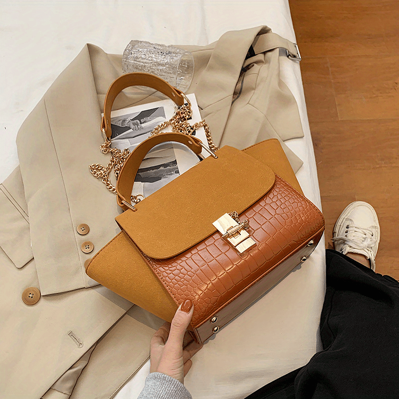 Crocodile Pattern Shoulder Bag Flap Lock Crossbody Bag
