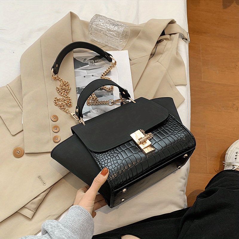Crocodile Pattern Shoulder Bag Flap Lock Crossbody Bag
