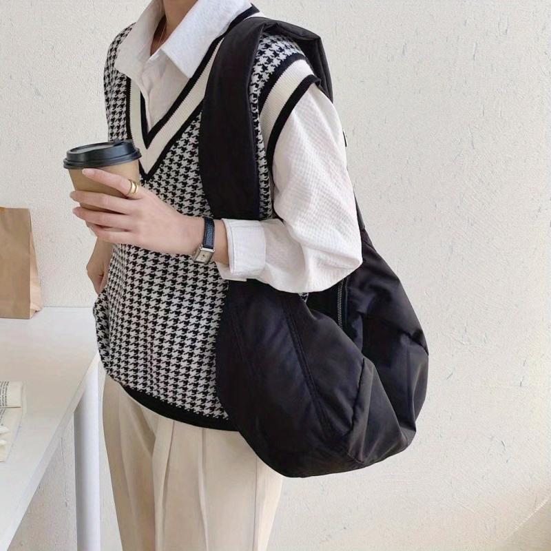 Large Capacity Ruched Crossbody Bag for Sports Gym Travel