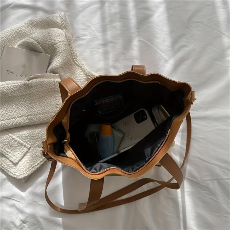 Large Capacity Versatile Shoulder Bag Soft PU Leather Stylish Handbag
