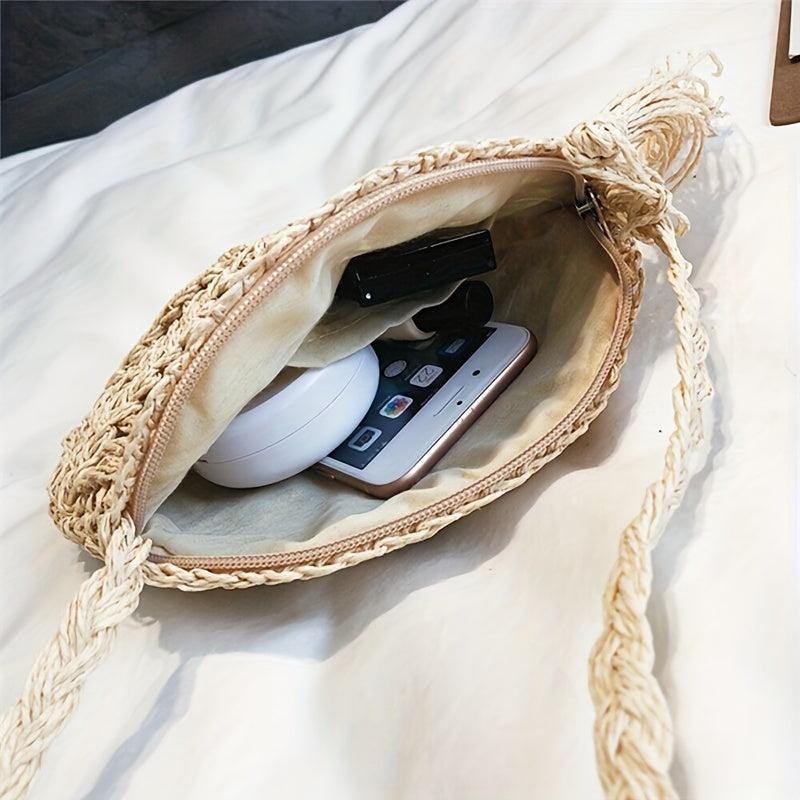 Round Straw Shoulder Bag Minimalist Woven Beach Bag