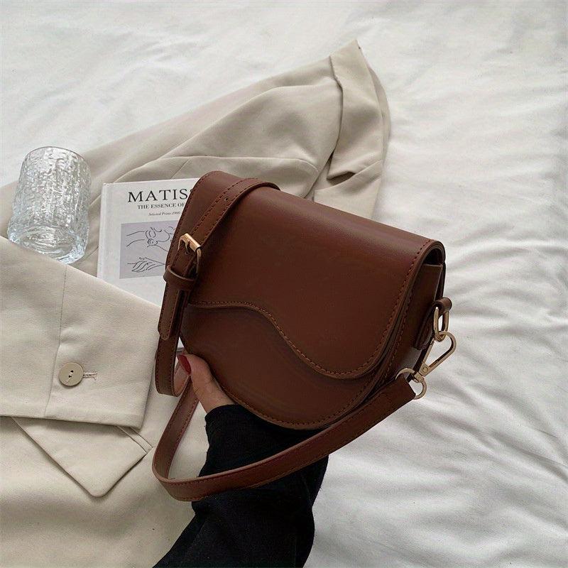 Vintage Crossbody Saddle Bag Retro PU Leather Shoulder Bag Women's Handbag