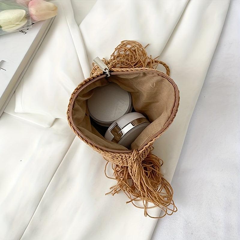 Summer Straw Round Bag Crossbody Holiday Tassel Decor Bag