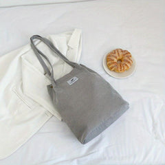 Large Capacity Foldable Shoulder Bag for Casual Wear