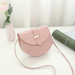 Minimalist Crocodile Embossed Saddle Bag Solid Flap Shoulder Bag