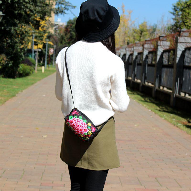Embroidered Crossbody Bag Vintage Bohemian Handbag Purse