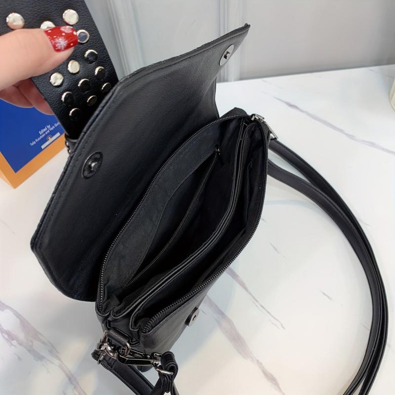 Gothic Skull Crossbody Bag Punk Y2K Shoulder Handbag Rivet Studded Purse