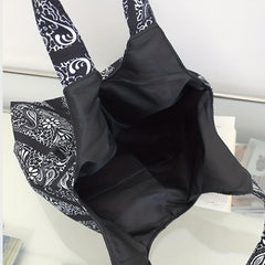 Large Capacity Paisley Flower Print Shoulder Bag