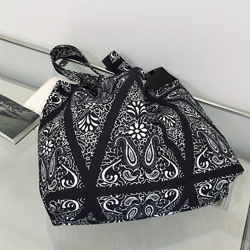 Large Capacity Paisley Flower Print Shoulder Bag