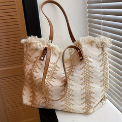 Straw Fringed Tote Bag Lightweight Shoulder Summer Beach Bag