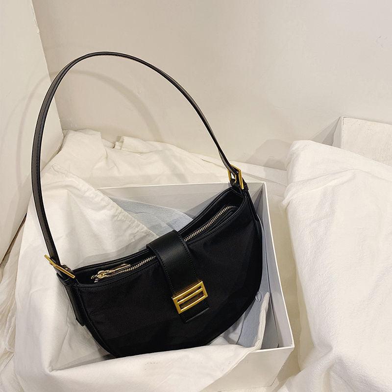 Nylon Vintage Shoulder Bag Women's Baguette Underarm Bag