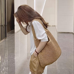 Women's Minimalist Straw Hobo Bag Lightweight Shoulder Woven Bag