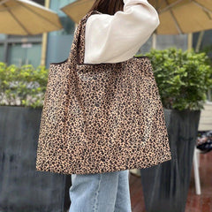 Large Capacity Lightweight Tote Bag Foldable Durable Shoulder Bag
