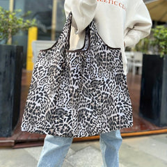 Large Capacity Lightweight Tote Bag Foldable Durable Shoulder Bag
