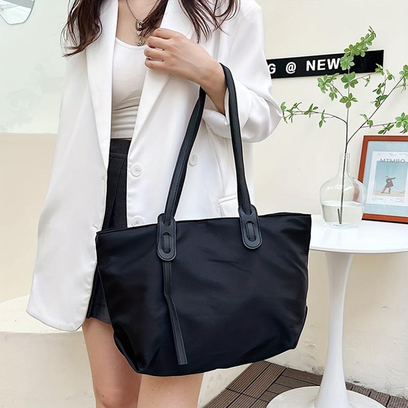 Large Capacity Nylon Shoulder Bag Casual Work Handbag