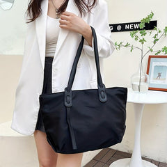Large Capacity Nylon Shoulder Bag Casual Work Handbag