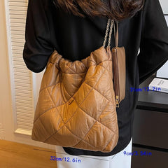 Quilted Metal Chain Large Capacity Tote Bag Lightweight Textured Shoulder Bag