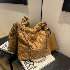 Quilted Metal Chain Large Capacity Tote Bag Lightweight Textured Shoulder Bag