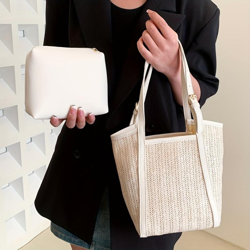 Woven Straw Magnet Shoulder Bag With Insert Bag Stylish Tote Bag