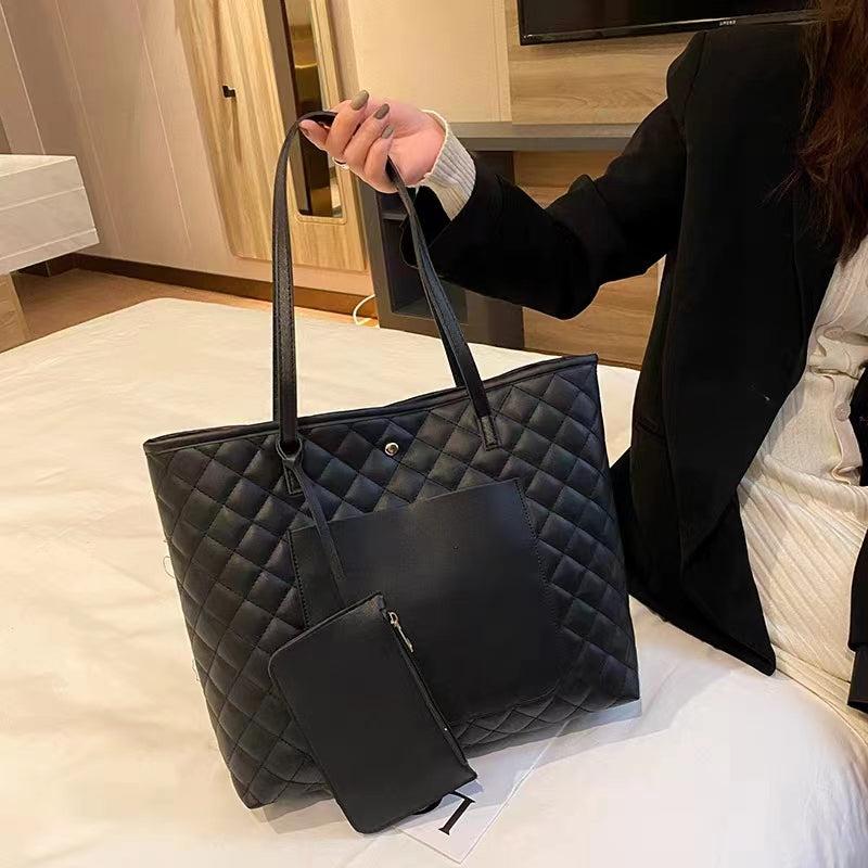 Argyle Pattern Tote Bag with Clutch Pouch