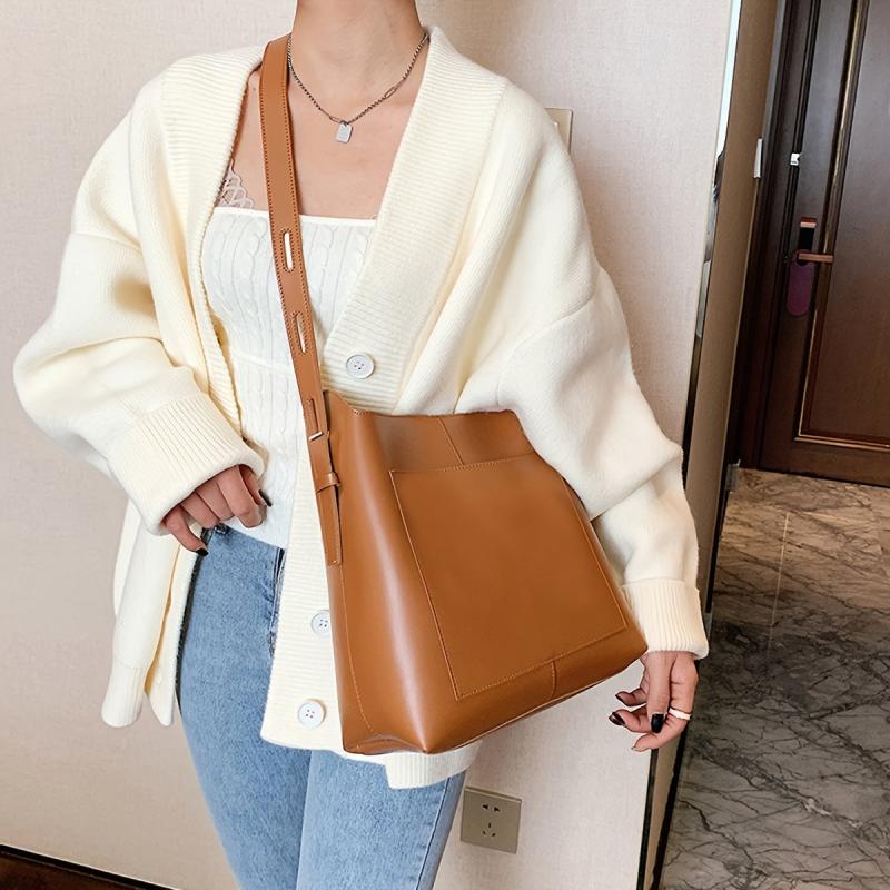 Stylish Faux Leather Tote Bag with Zipper
