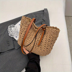 Large Capacity Straw Shoulder Bag for Travel and Beach