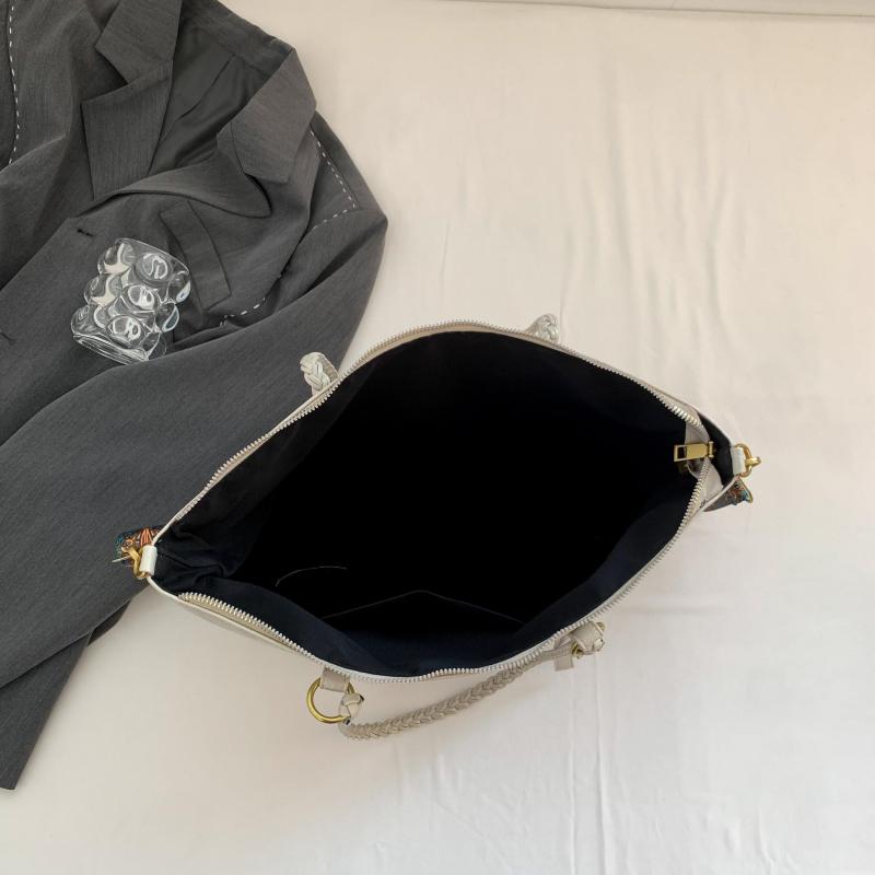 Vintage Large Capacity Shoulder Bag Classic Tote Bag with Fixed Straps
