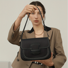Stylish Shoulder Bag with Multiple Compartments