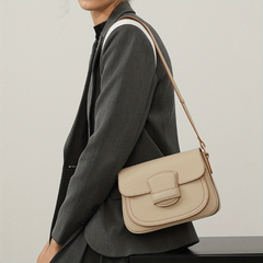 Stylish Shoulder Bag with Multiple Compartments