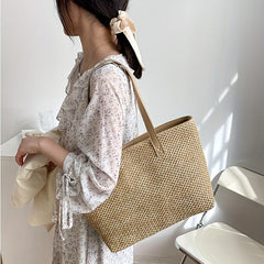 Straw Tote Bag Large Capacity Shoulder Bag For Travel