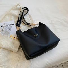 Chain Tote Bag Large Capacity Shoulder Bag Vegan Leather Handbag
