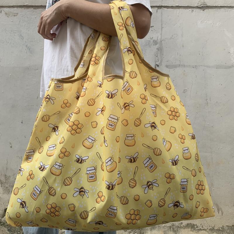 Bee Print Shoulder Bag Lightweight Shopper Bag Foldable All Match Bag