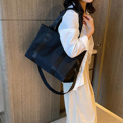 Large Capacity Nylon Shoulder Bag Women's Handbag & Commuter Bag