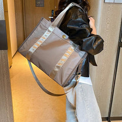 Large Capacity Nylon Shoulder Bag Women's Handbag & Commuter Bag