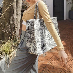 Large Capacity Retro Jacquard Embroidered Canvas Tote Bag
