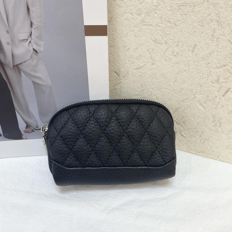 Minimalist Clutch Wallet Zipper Quilted Detail Coin Purse