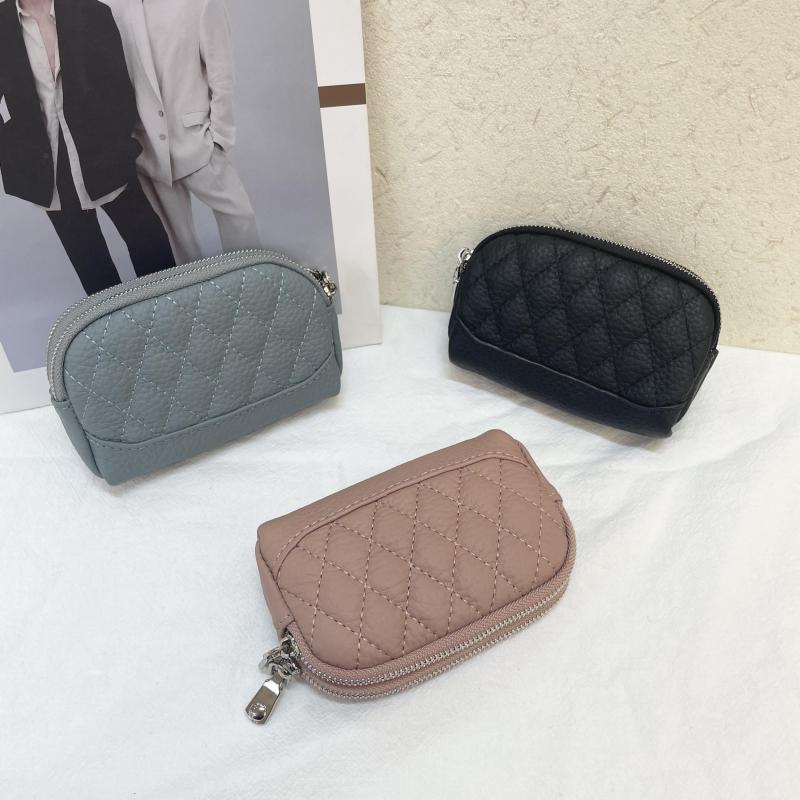 Minimalist Clutch Wallet Zipper Quilted Detail Coin Purse