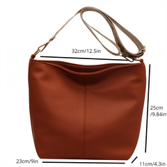 Minimalist Shoulder Bag with Geometric Pattern Strap
