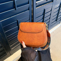 Vintage Crossbody Saddle Bag Retro Flap Shoulder Bag Women's Grunge Handbag