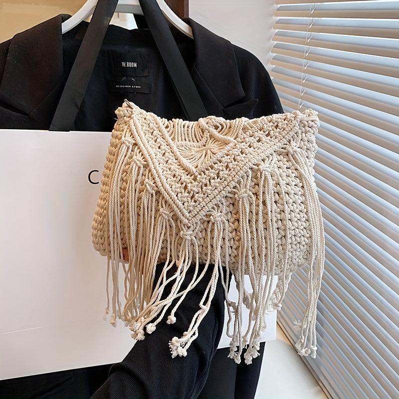 Bohemian Tassel Decor Woven Shoulder Bag