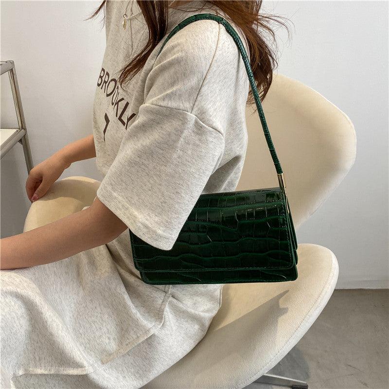 Crocodile Pattern Shoulder Bag Flap Underarm Bag Women's Stylish Casual Handbag
