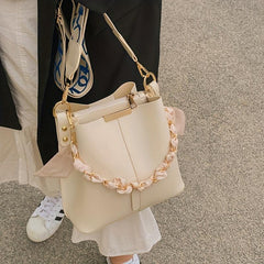 Solid Bucket Bag Women's Chain Decor Crossbody Bag