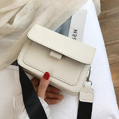 Vintage Wide Strap Crossbody Bag Solid Shoulder Bag For Women