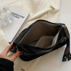 Vintage Shoulder Saddle Bag Crossbody Bag With Wide Strap