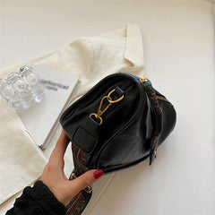 Vintage Shoulder Saddle Bag Crossbody Bag With Wide Strap