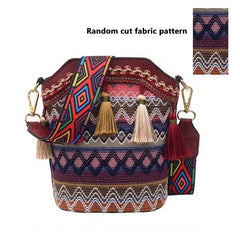 Boho Tassel Zip Crossbody Bag Vacation Shoulder Purse