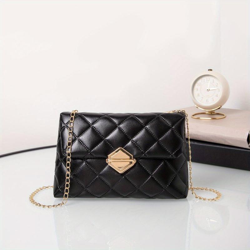 Straw Crossbody Bag with Turn Lock Closure & Chain Strap