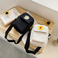 Daisy Embroidery Crossbody Bag Mini Canvas Square Purse