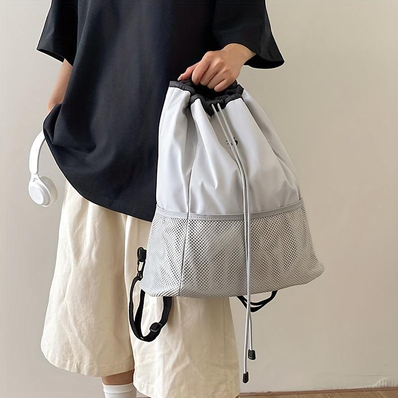 Large Capacity Drawstring Outdoor Backpack Nylon Lightweight Ball Backpack
