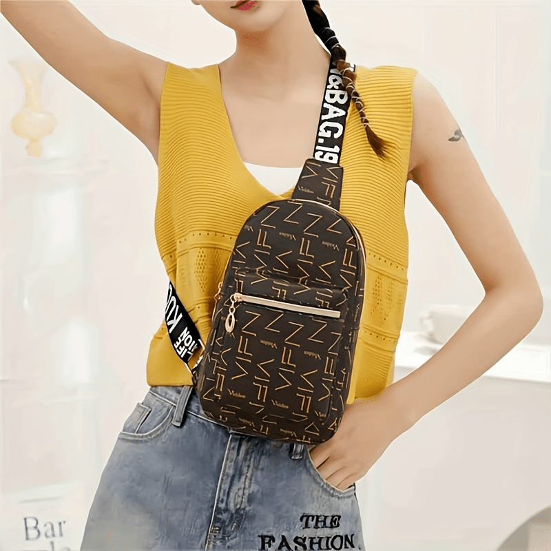 Embroidery Thread Diagonal Shoulder Bag